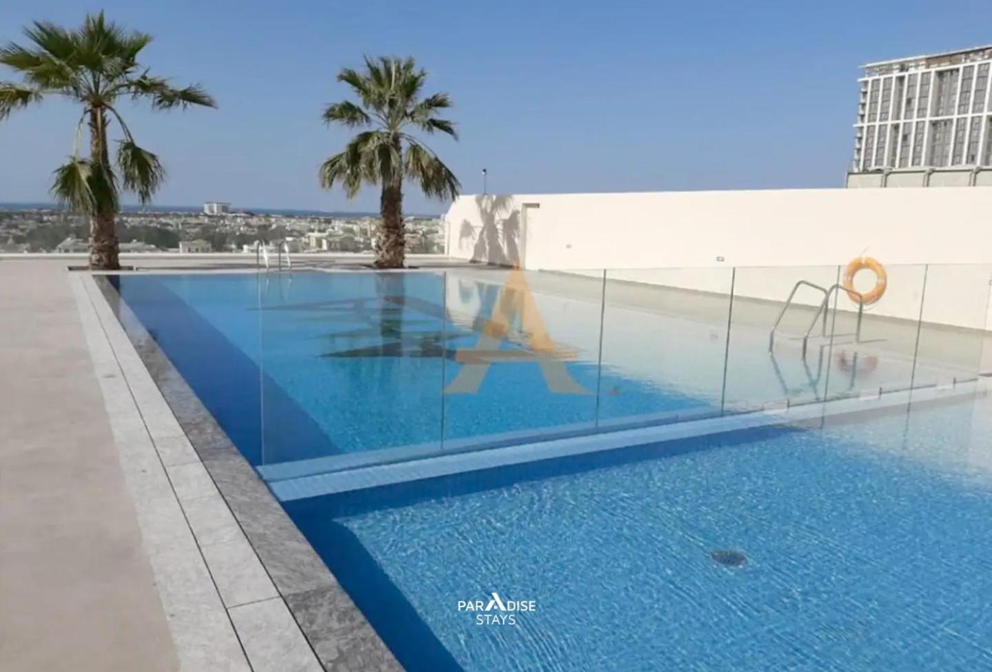 Burj Khalifa & Downtown Views - Prime Location * Dubai