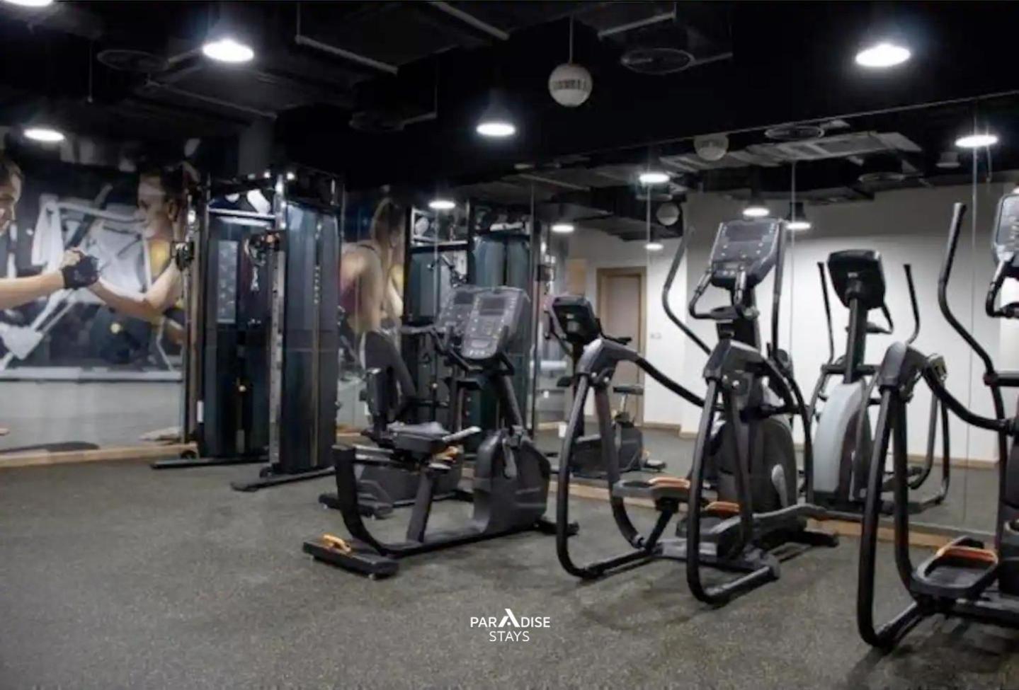 Burj Khalifa & Downtown Views - Prime Location Apartment Dubai