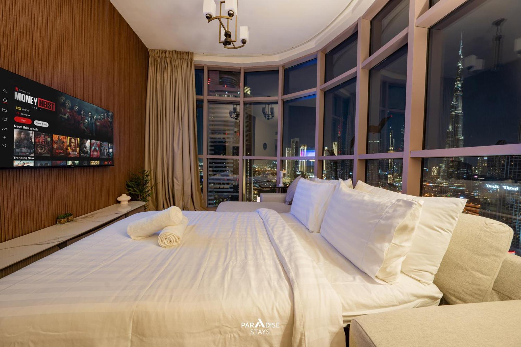 Burj Khalifa & Downtown Views - Prime Location *